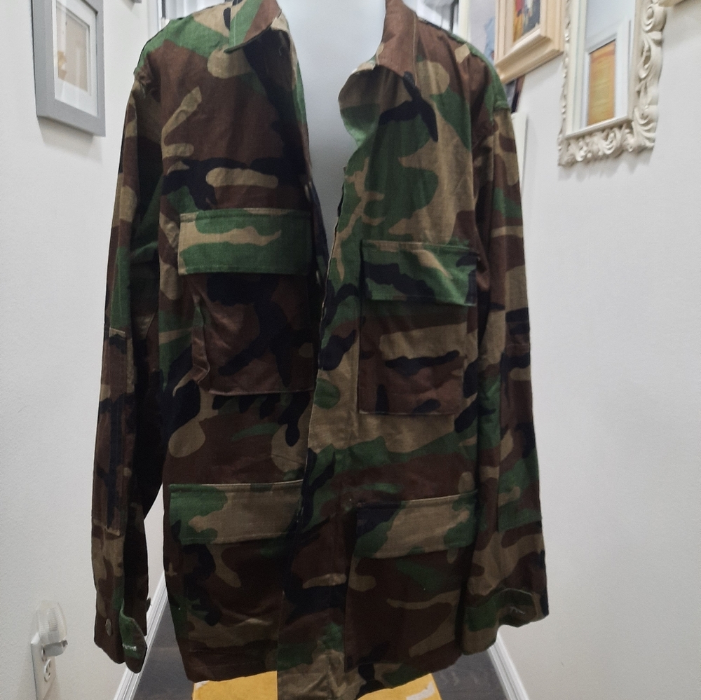 Jacket - Picture 6 of 11
